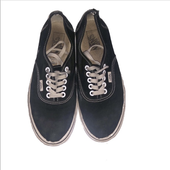 Black vans - Picture 1 of 2